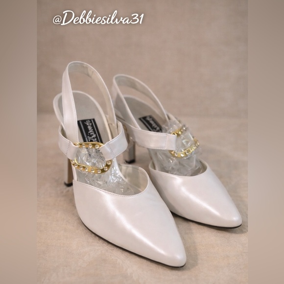 Brand new Stuart Weitzman high heel FIRM - Picture 3 of 5